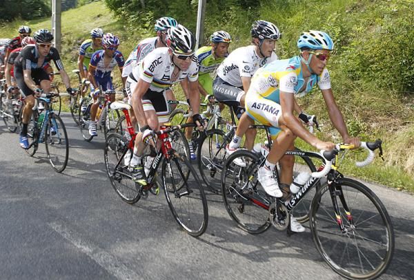 The group of favorites kept getting smaller as one rider dropped of after another.