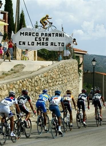 A tribute to Pantani