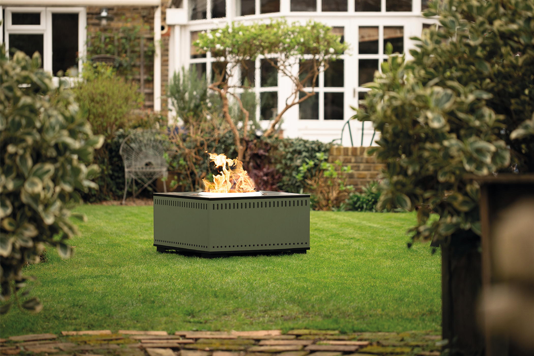 Chesneys garden furniture