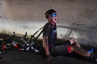 Dominik Nerz (Bora-Argon 18) in a world of pain after crashing