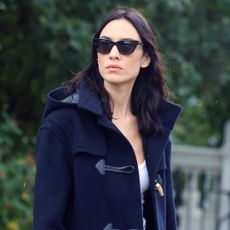 Alexa Chung was spotted in a navy fall coat and Longchamp's new bag