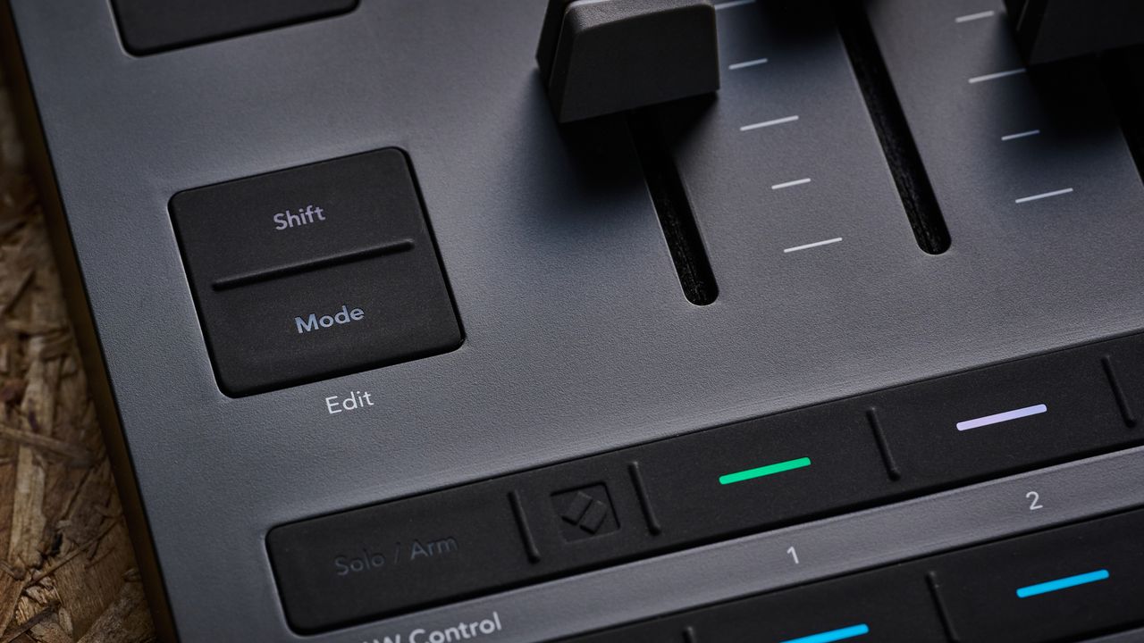 Novation Launch Control Mk3