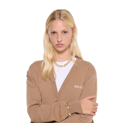 Necklace With Mobile Pearls