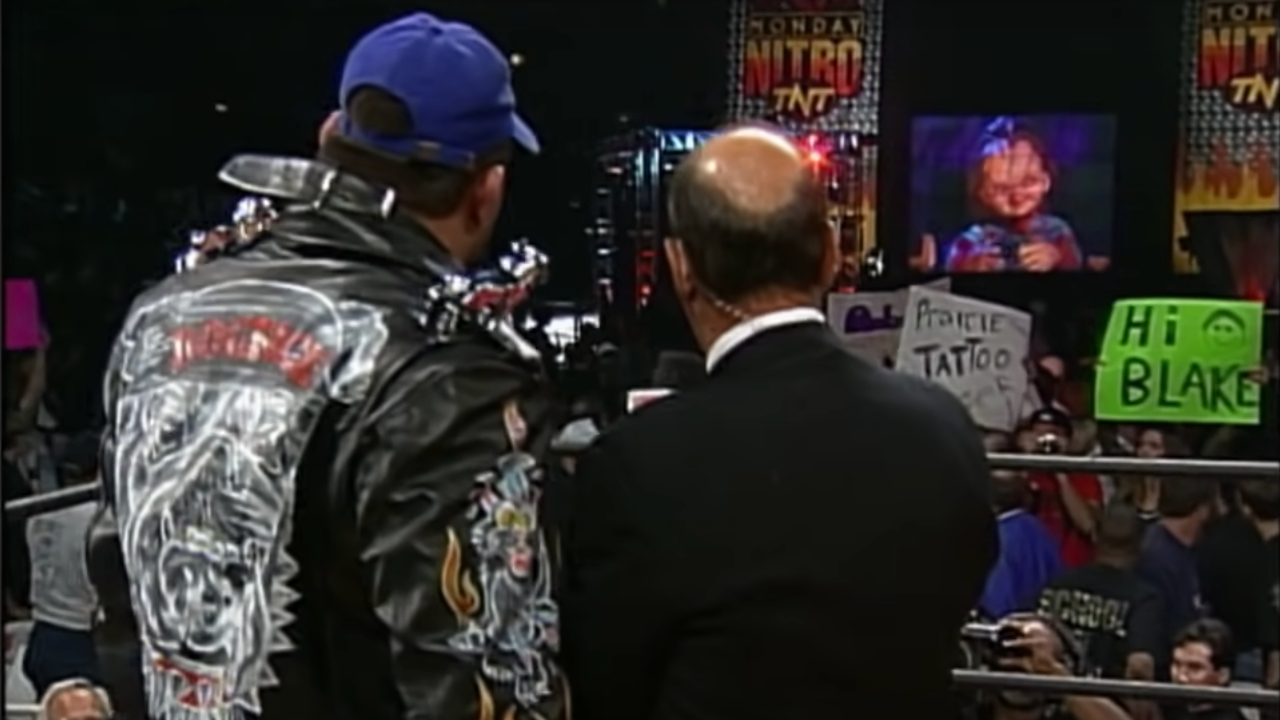 Rick Steiner et Gene Okerlund parlent à Chucky sur WCW Monday Nitro