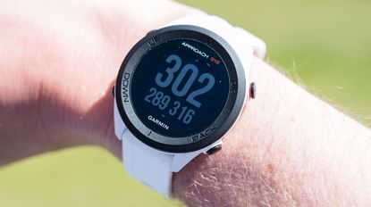 Best garmin golf on sale watch