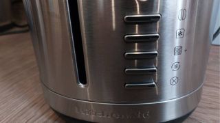 KitchenAid 2-Slice Toaster 5KMT2109BPT review
