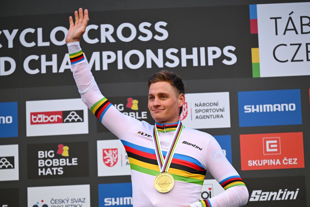 Mathieu van der Poel on the podium as world champion in 2024