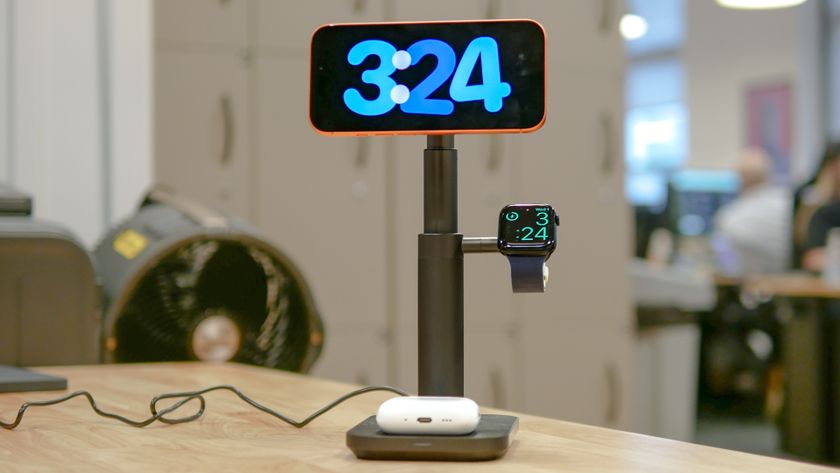 Mophie 3-in-1 Extendable MagSafe Stand.