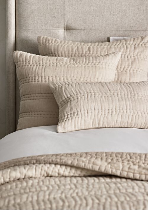 Kingsley Quilt and Cushion