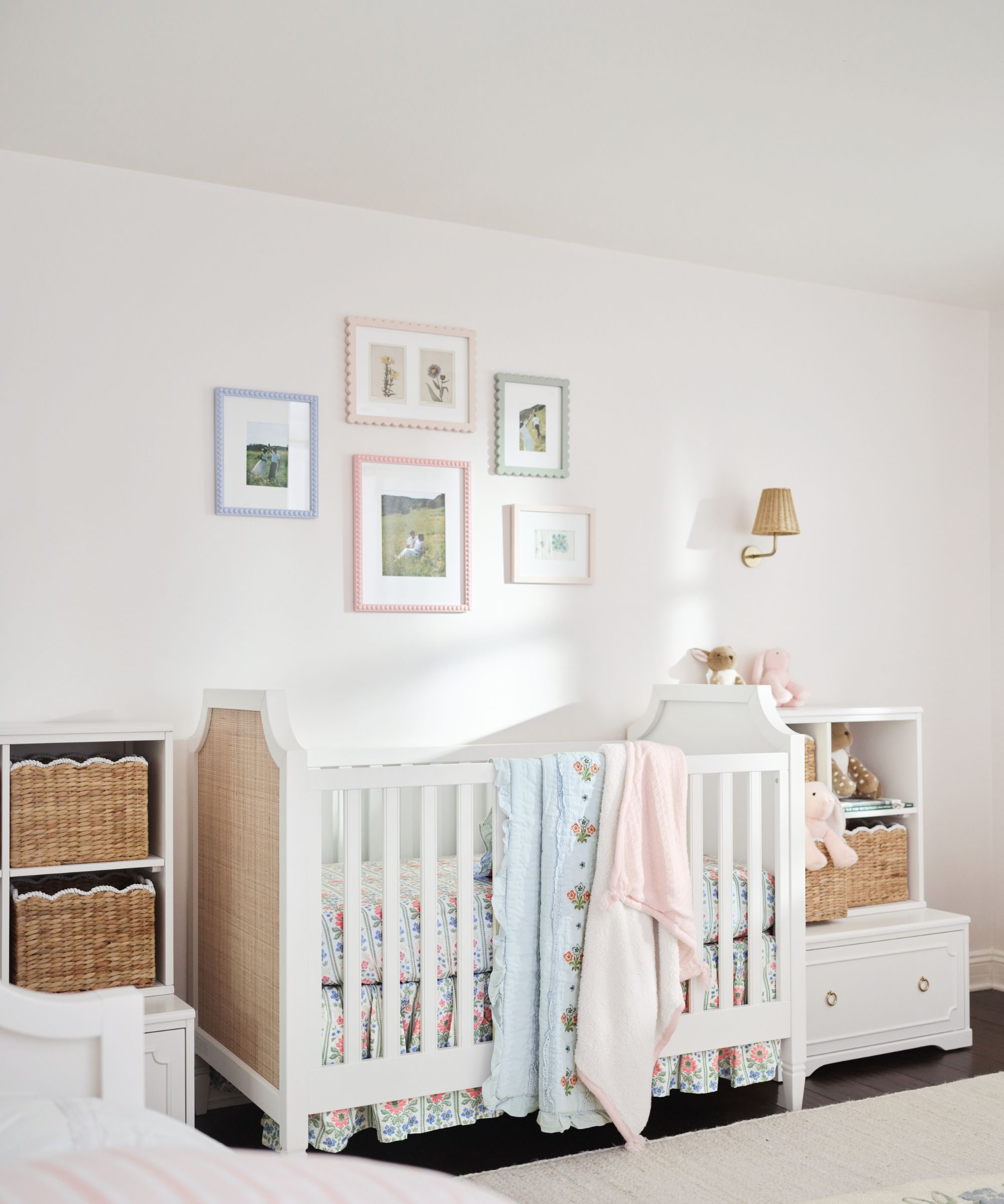 pottery barn pics of taylor and tay lautner's nursery