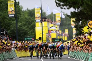 Tour de France 2023: Unfurling the sprint on stage 11 to Moulins