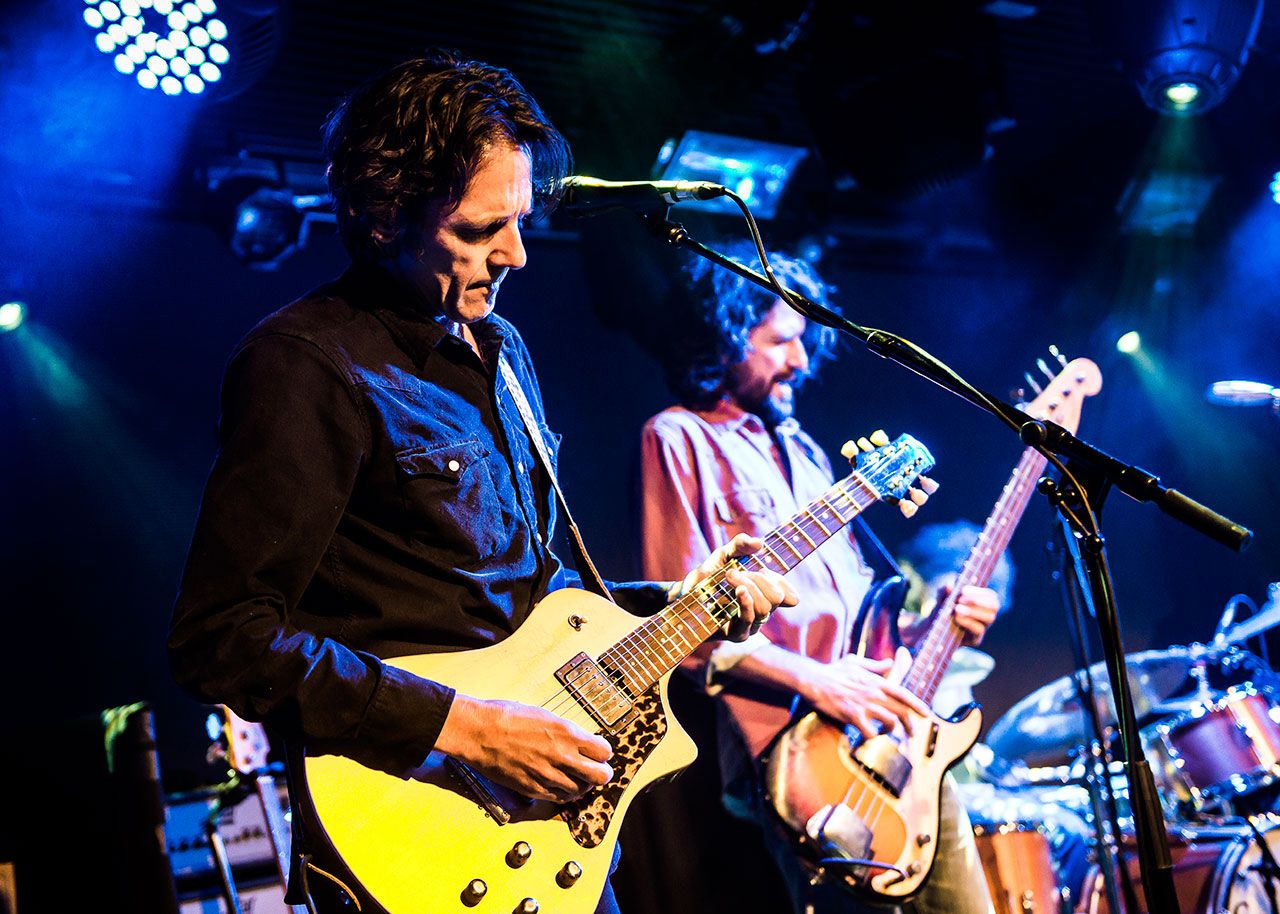 Marc Ford and Sven Pipien lock into the groove.