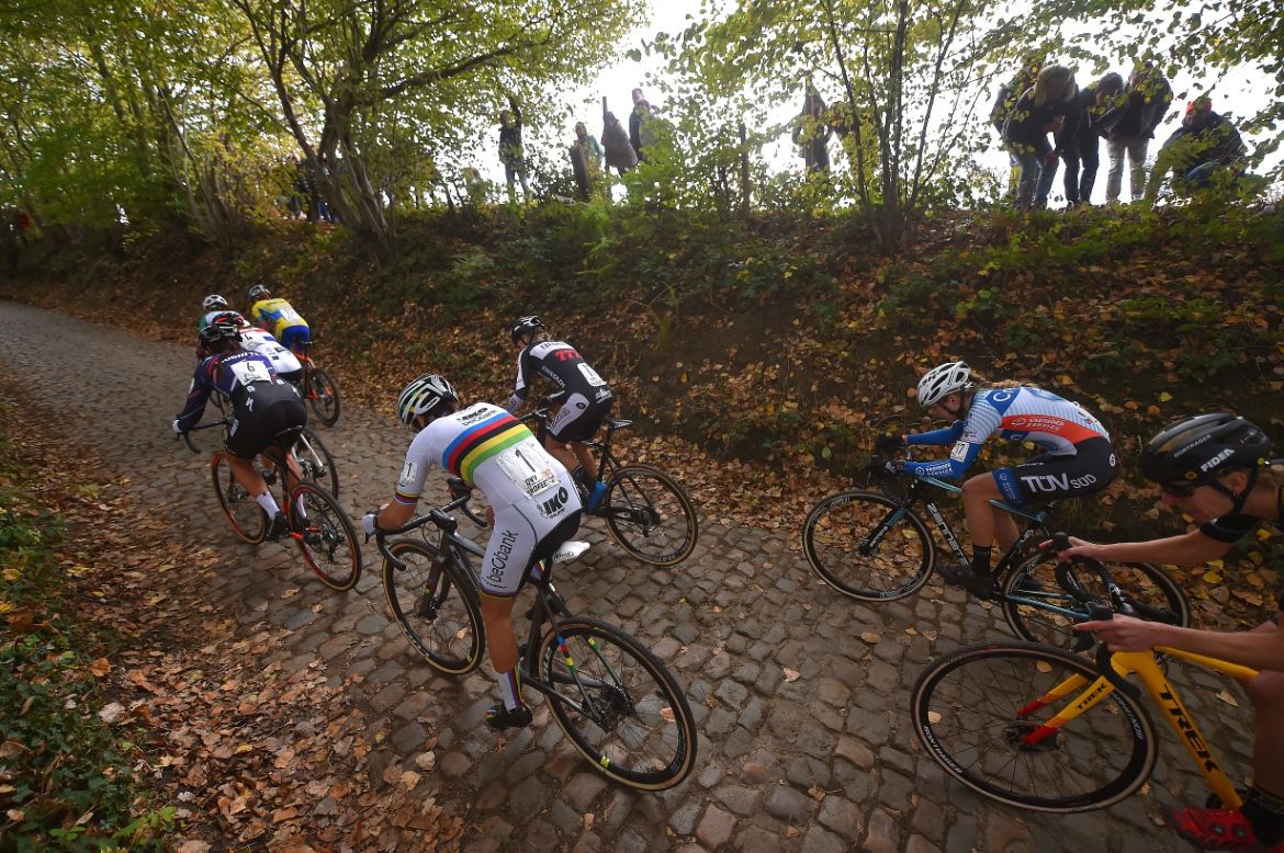 The women's race at Koppenbergcross