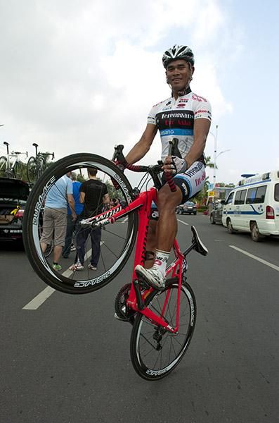 Malaysian sprinter Harrif Saleh (Terengganu (Cycling Team) has already made the podium here three times and is now in party mode.