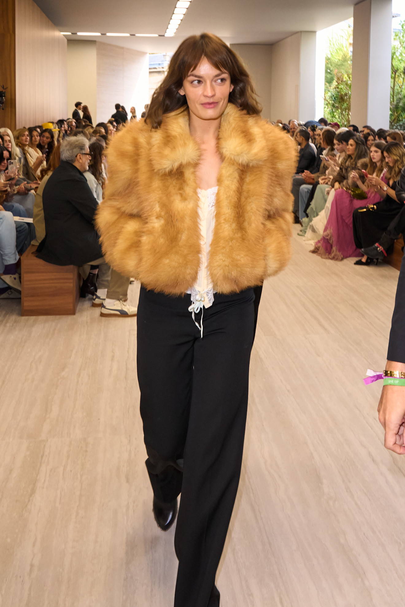 Emma Mackey arrives at the Chlo&amp;eacute; spring/summer 2027 runway during Paris Fashion Week.