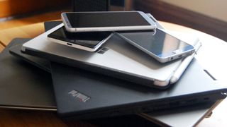 Wi-Fi 6 호환 전화기 및 노트북