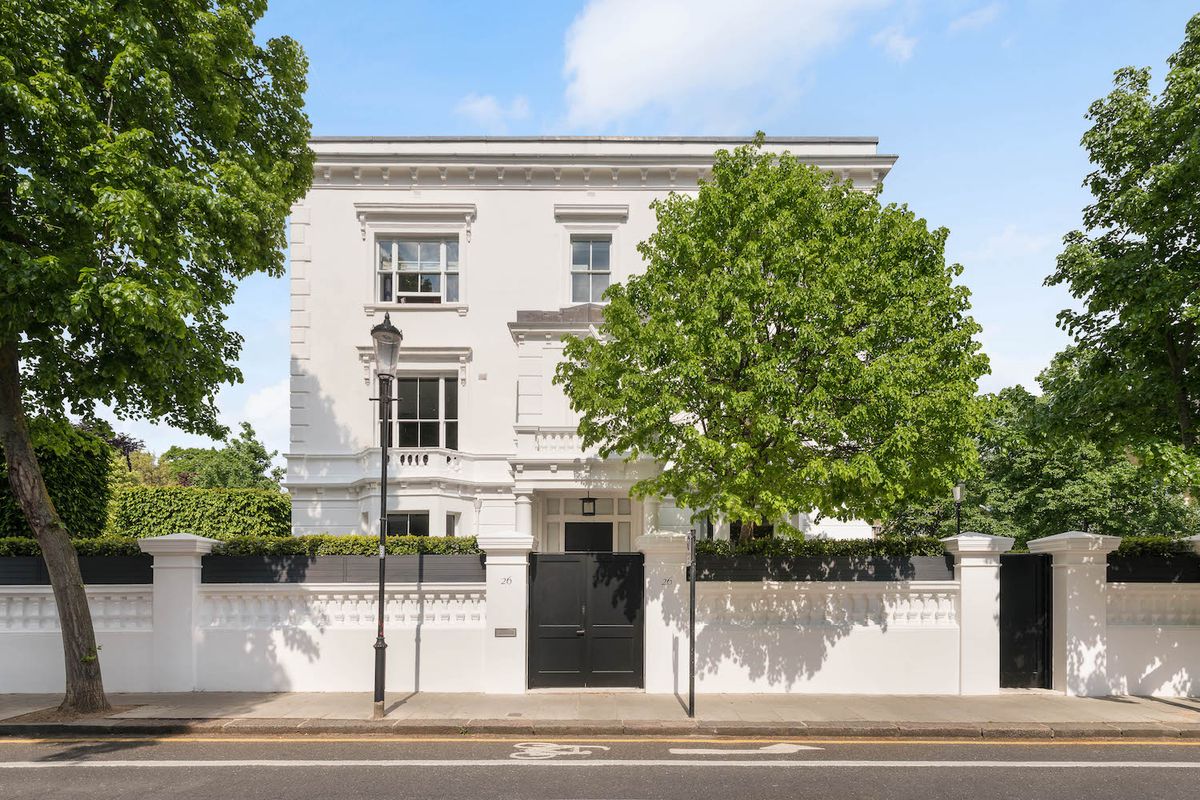 See inside Tom Ford's former London home |