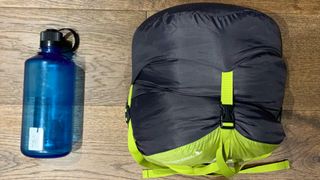 OEX Leviathan EV 900 sleeping bag