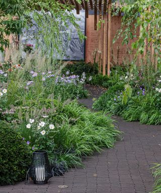 Chelsea flower show 2021: The Florence Nightingale Garden: A Celebration of Modern-Day Nursing. Designed by Robert Myers.