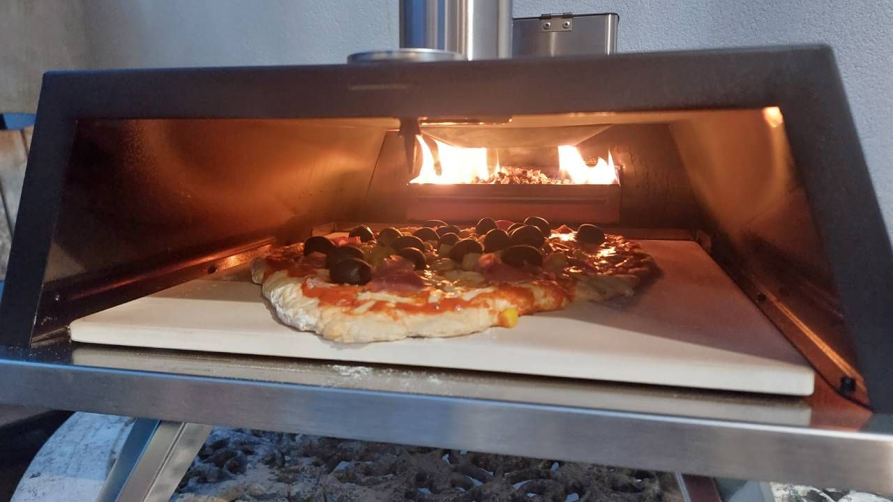 Vonhaus Outdoor Wood Pellet Pizza Oven