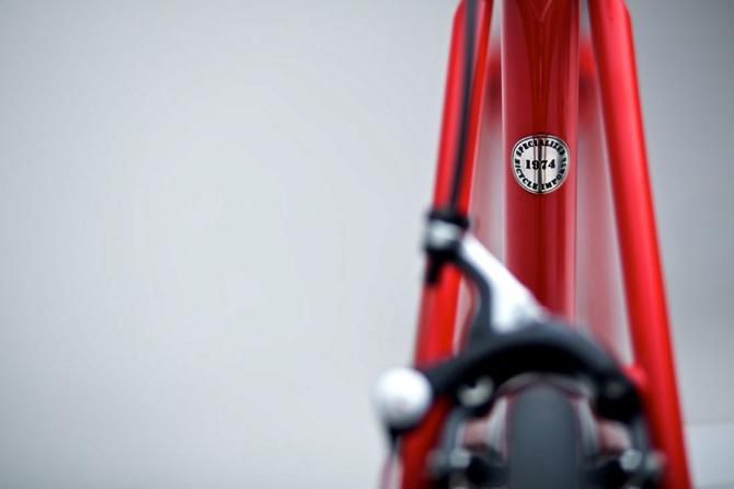 A sticker on the seat tube denotes the year Specialized was established