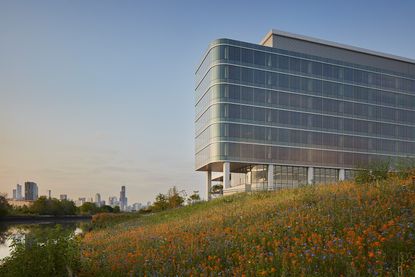 exterior of Chicago science lab