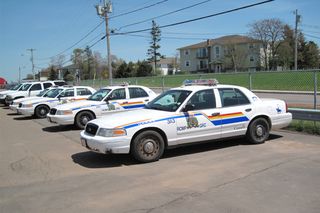 Canadian police cars. Credit: Wikimedia Commons