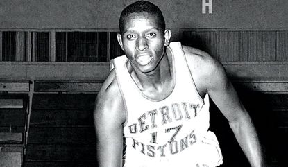 Earl Lloyd, first black NBA player, died on Thursday