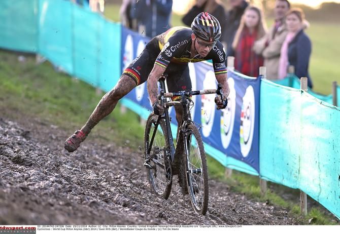 Nys unclips one foot in the mud