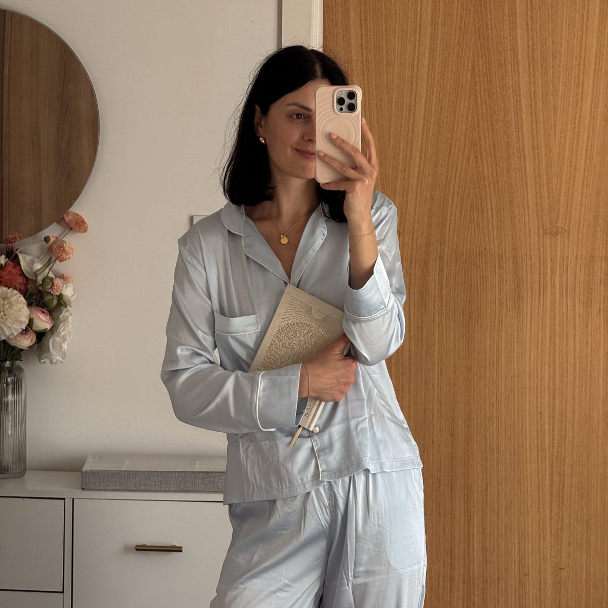 Eva Syti, yoga coach, ARC sauna leader and breathwork practitioner