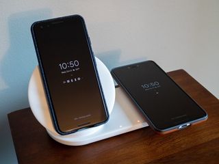 Samsung Wireless Charger Duo in use