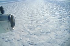 pine island glacier, calving