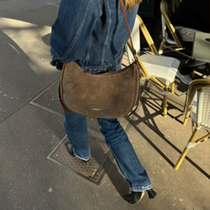 Fashion person annelauremais wears the French girl cuffed jean trend. 