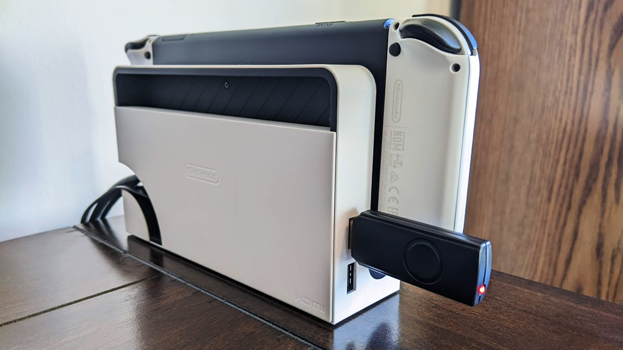 Easysmx Esm 9110 Wireless Controller Adapter In Switch Dock