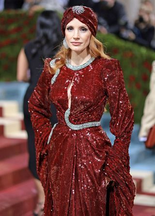 Jessica Chastain wearig a turban at the 2022 Met Gala