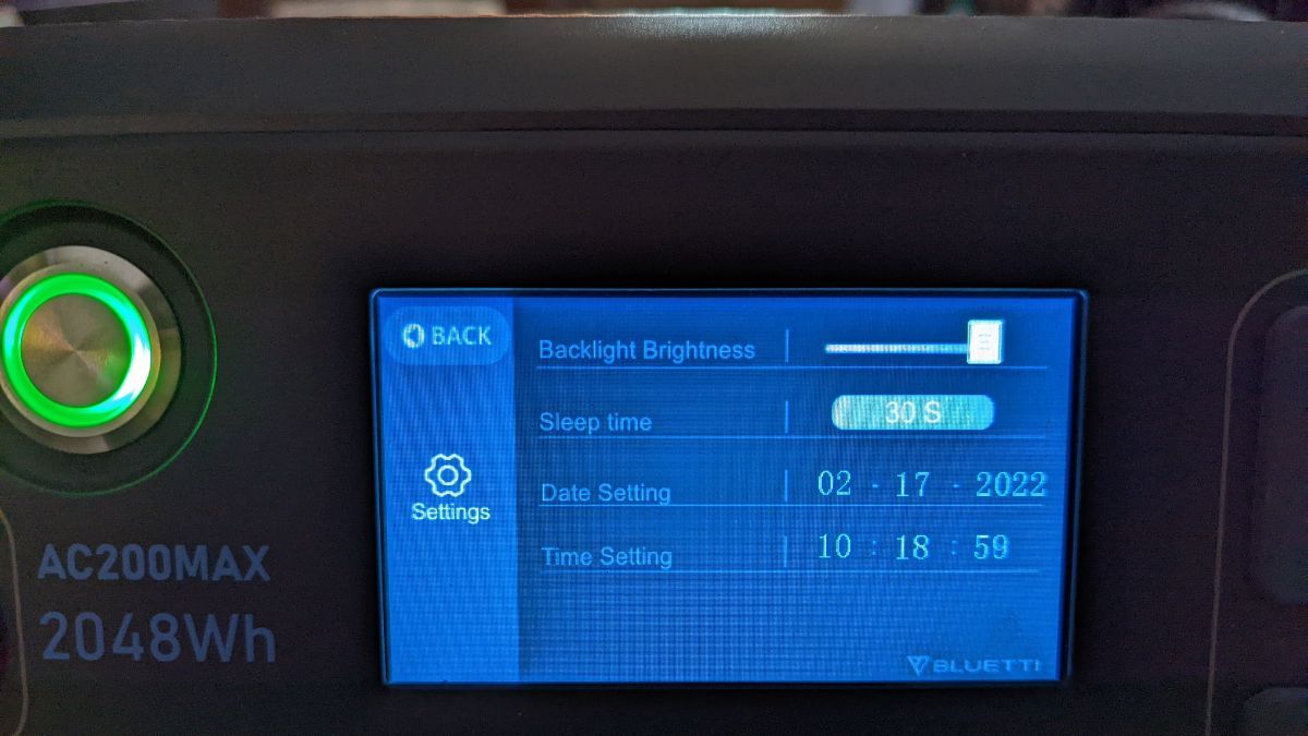 Bluetti AC200Max lifestyle
