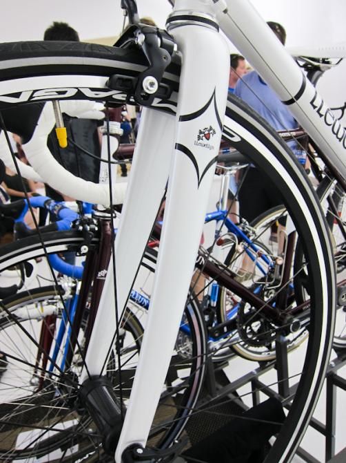 Llewellyn's Darrell McCulloch perfected this fork in order to increase stiffness but maintain comfort.