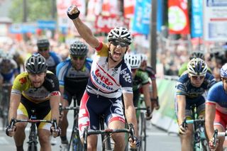 Dehaes sprints to victory in Clabecq
