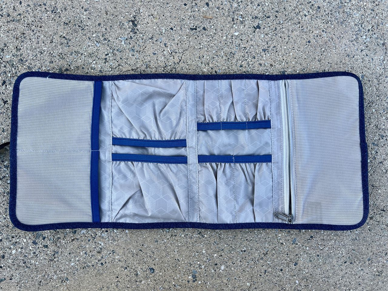 Stm Dapper Wrapper Slate Blue Open Empty