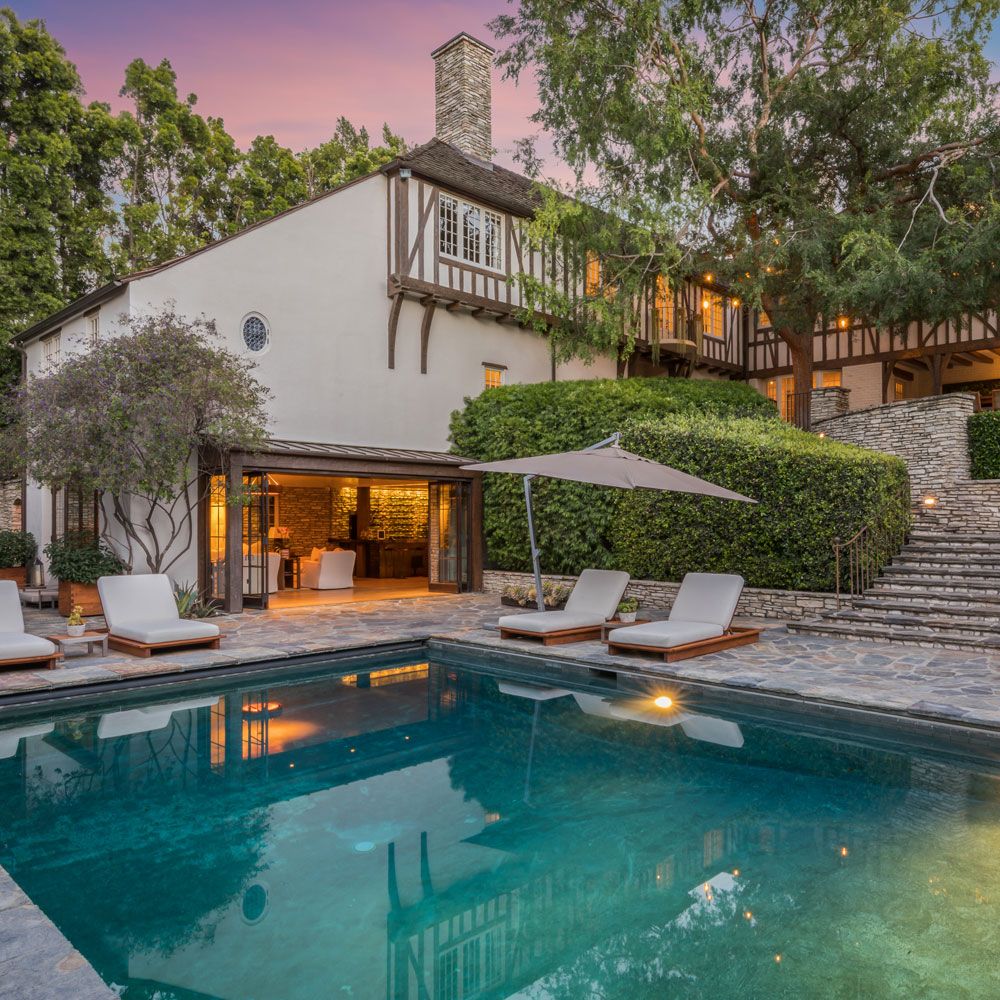 Once Jennifer Aniston and Brad Pitt's house – it's for sale at $44.5 ...