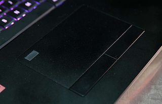 Origin PC Eon17-SLX 10 touchpad