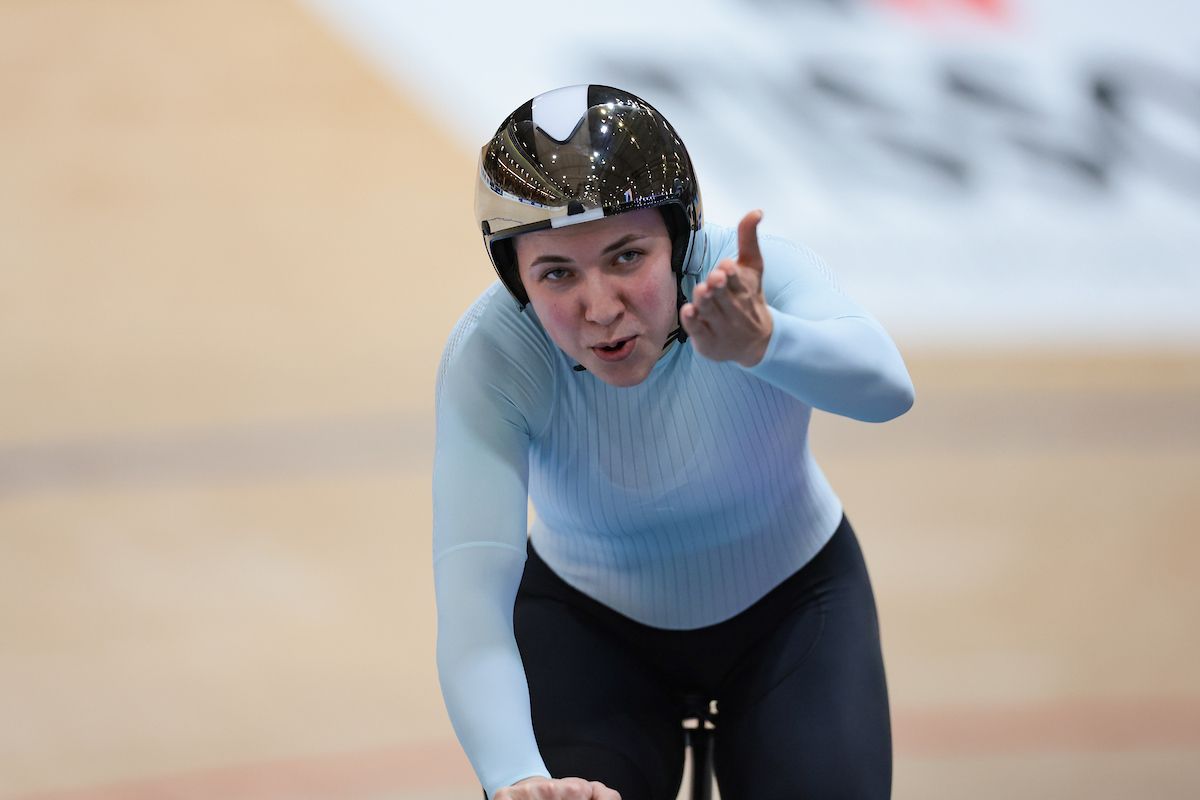 Track Worlds: Burlakova holds off Great Britain’s Capewell and Marchant for gold medal in 500m TT