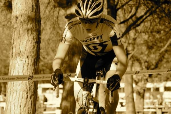 Dominic Zumstein will ride for Scott-Swisspower in 2011