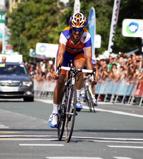 Carlos Barredo (Rabobank) finished in second place, 12 seconds down on Gilbert.