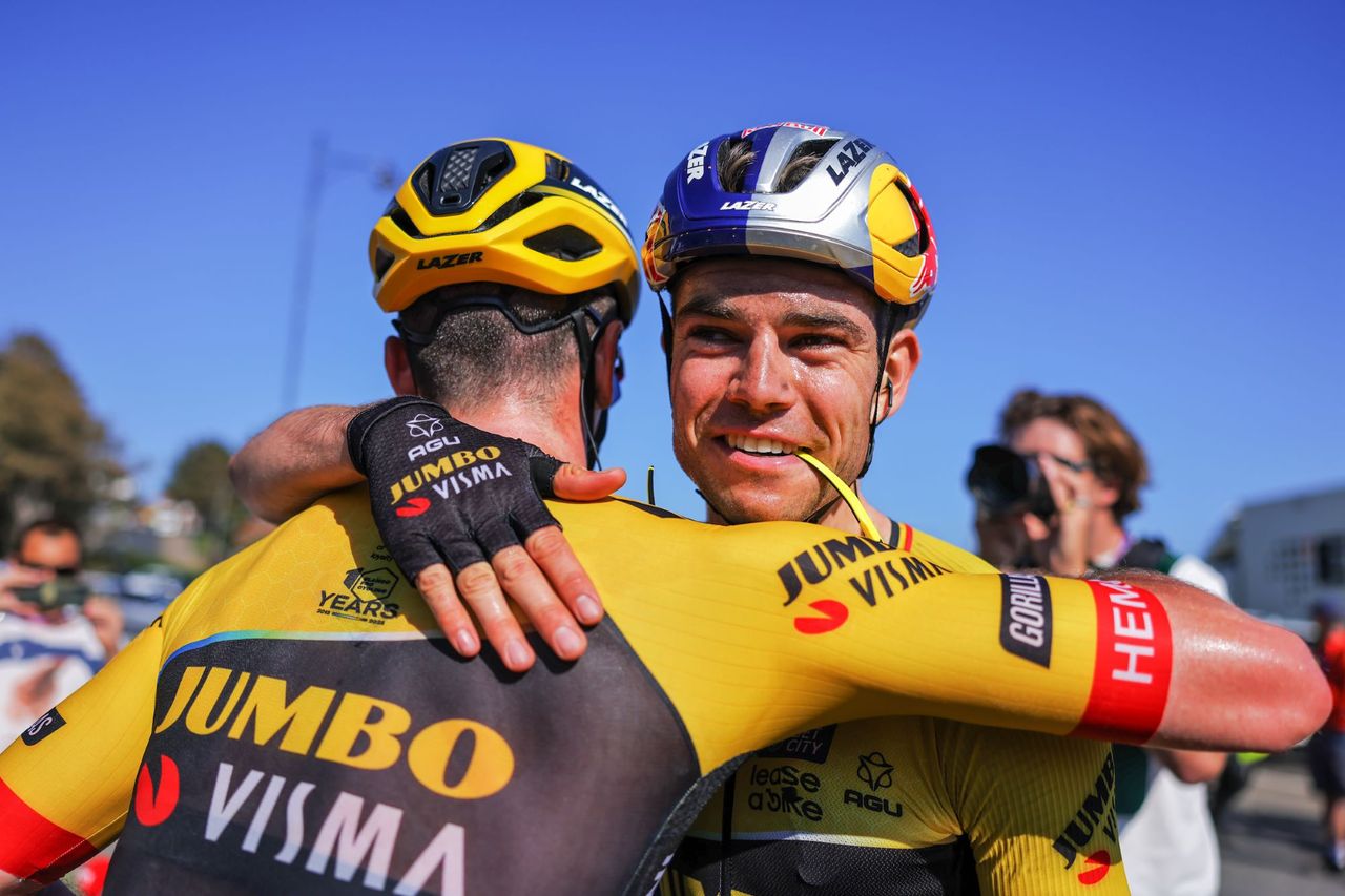 Wout van Aert celebrates his stage win in Felixstowe