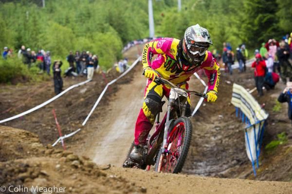 Sam Hill's bike will be auctioned on ebay for cancer research