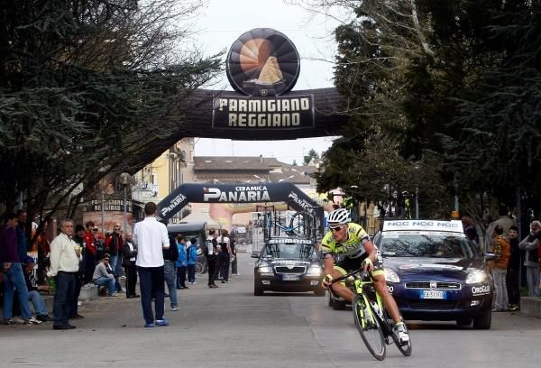 2005 U23 World Champ Dmytro Grabovskyy (ISD Neri) took a chance on a solo break that didn't pay off.