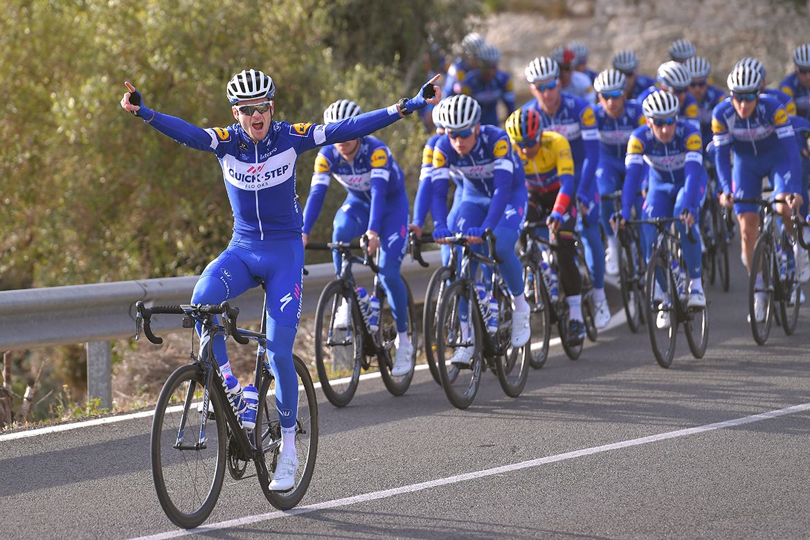 Pieter Serry has some fun during the ride