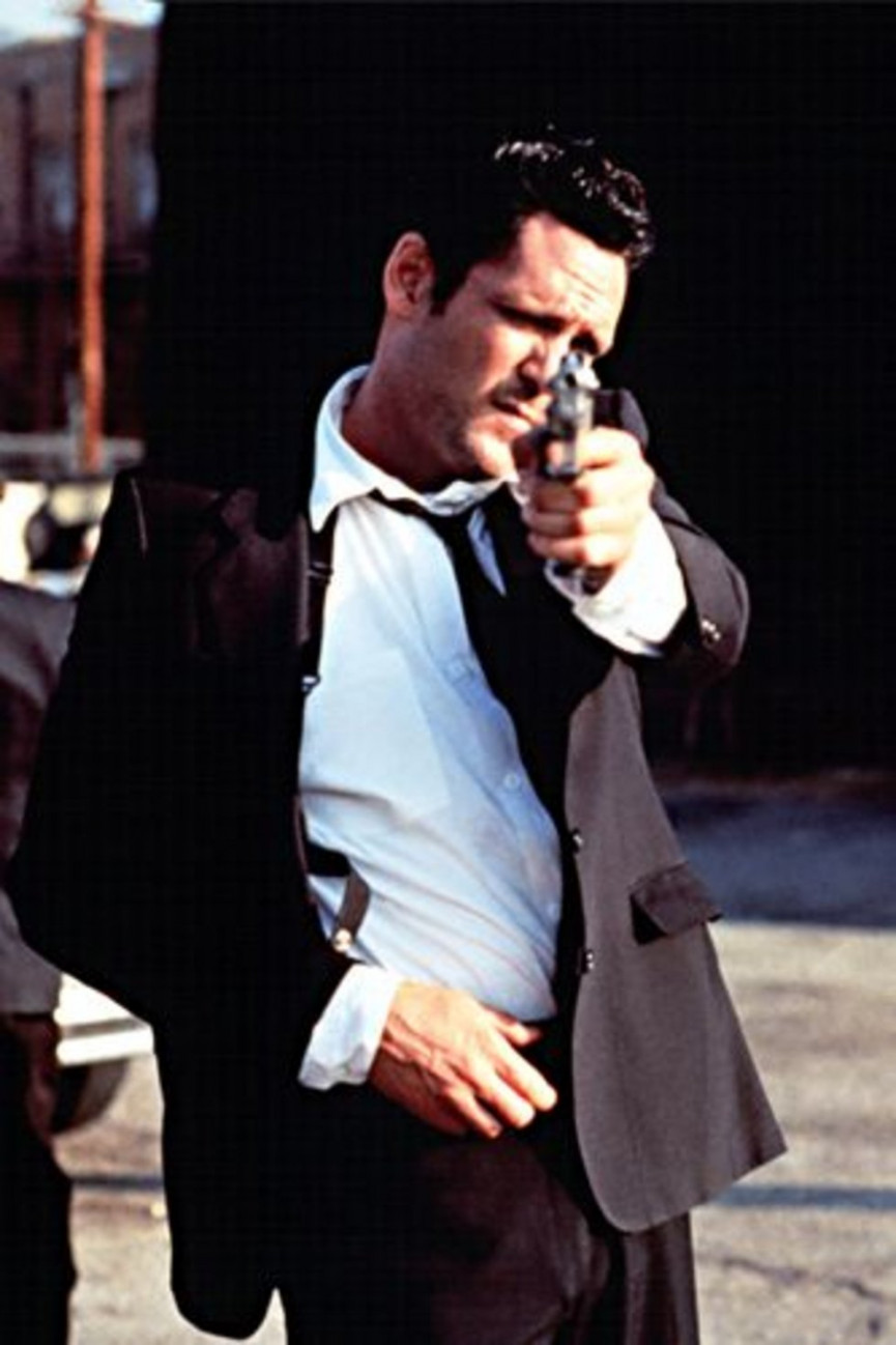 50-things-you-probably-didnt-know-about-pulp-fiction-26-1556676185-UBlm-column-width-inline