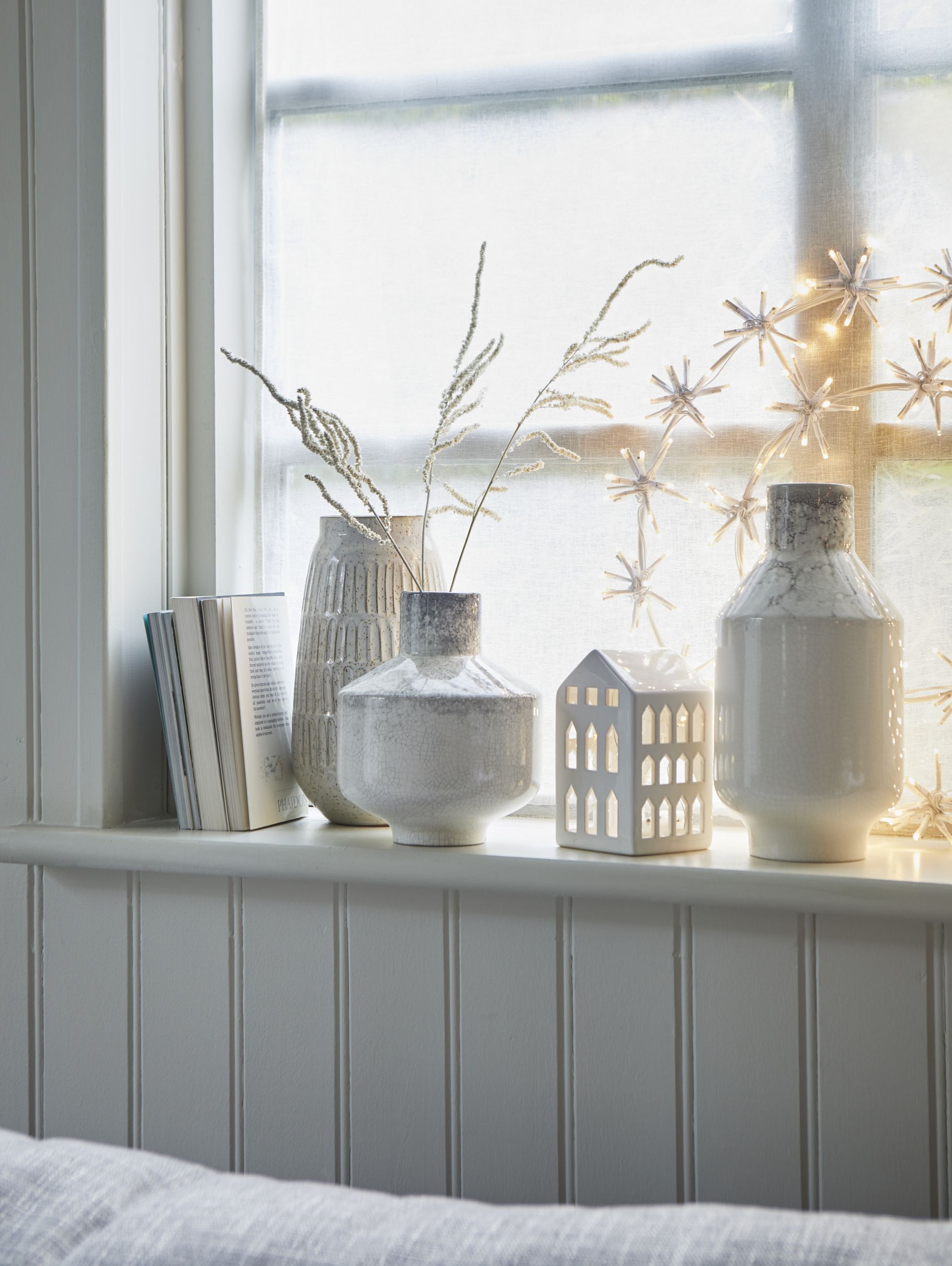 Christmas window lighting ideas Livingetc